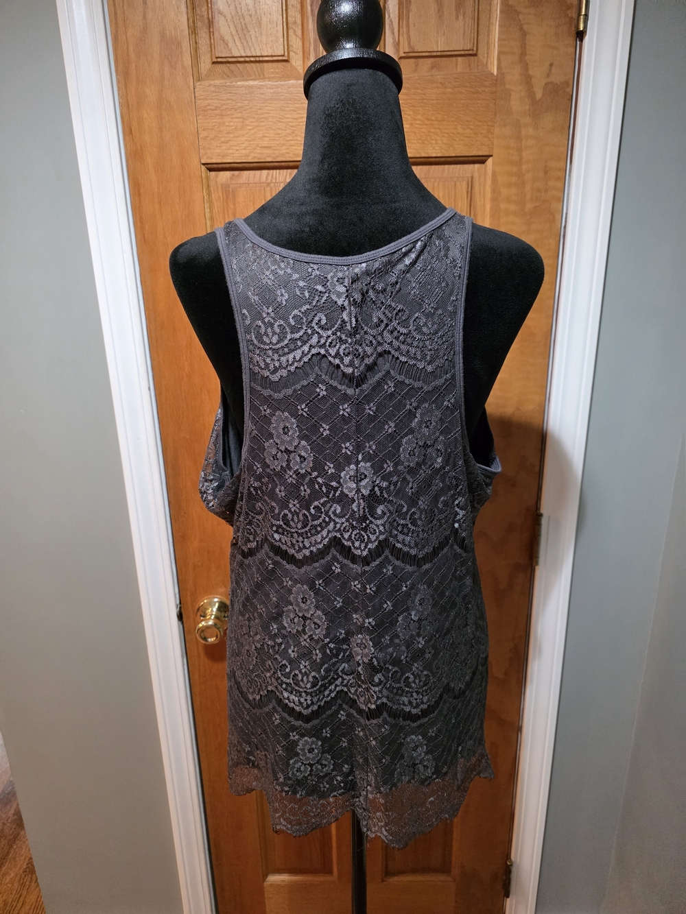 Maurices Gray Lace Scoop Neck Camisole - Picture 2 of 3